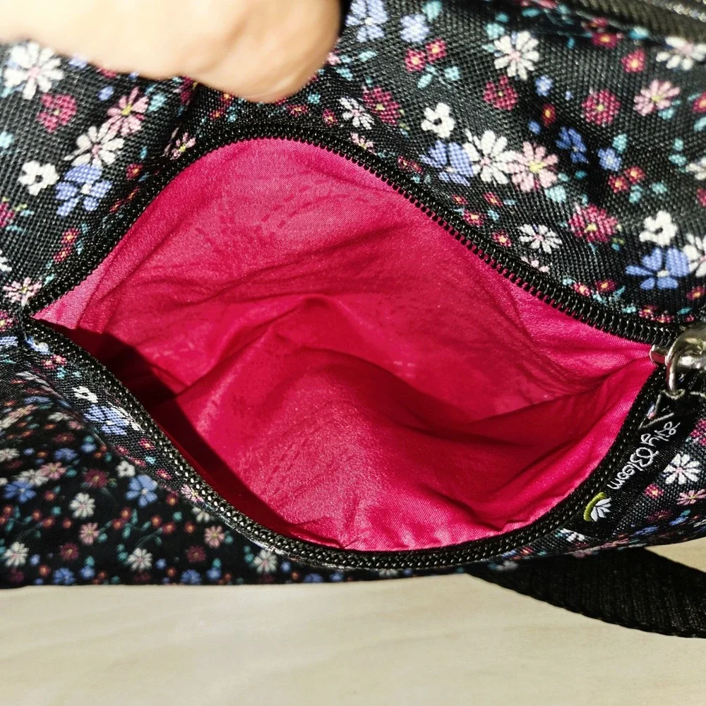 Lily Bloom Ditsy Daisy Delight Floral Crossbody Hobo Purse Bag 'Kara Coho'